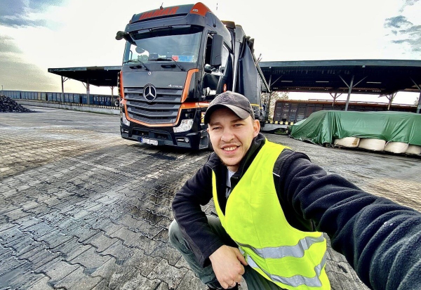 Пинчанин открыл школу для дальнобойщиков в Польше. Выгодно? Пинчанин открыл школу для дальнобойщиков в Польше. Выгодно?